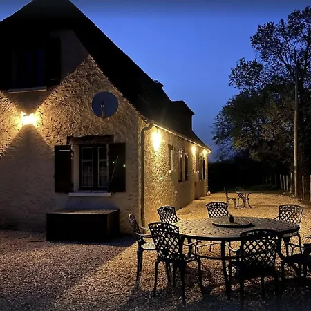 Maison Pour 6 Avec Piscine Et Grand Jardin Plazac