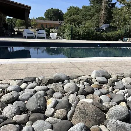 Maison Pour 6 Avec Piscine Et Grand Jardin * Plazac